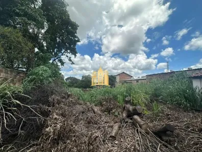 Lote/Terreno à venda, 750m² no Centro, Esmeraldas
