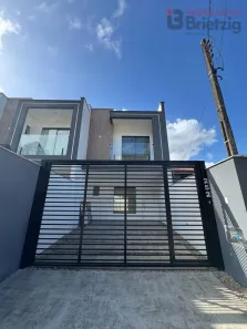 Casa com 3 Quartos à venda, 111m² no Bom Retiro, Joinville