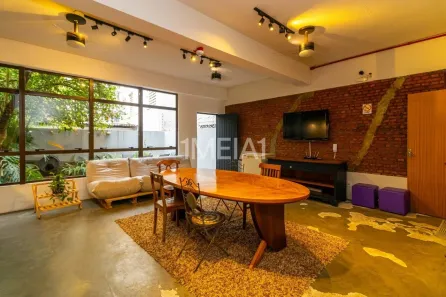 Prédio Comercial para alugar, 360m² no Floresta, Porto Alegre