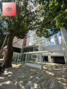 Apartamento com 3 Quartos para alugar, 233m² no Batista Campos, Belém