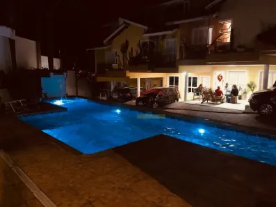 Casa de Condomínio com 3 Quartos à venda, 240m² no Jardim Peri, São Paulo