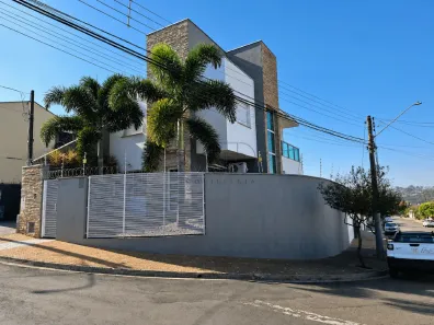 Casa com 3 Quartos à venda, 240m² no Jardim Caxambu, Piracicaba