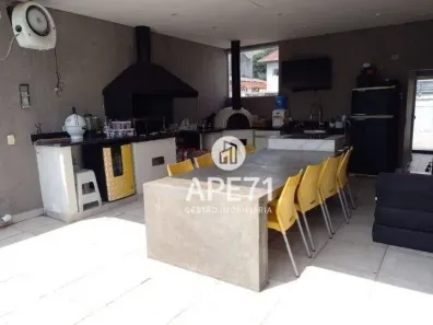 Sobrado com 4 Quartos à venda, 214m² no Mirandópolis, São Paulo