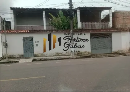 Casa com 3 Quartos à venda, 200m² no Centro, Ananindeua