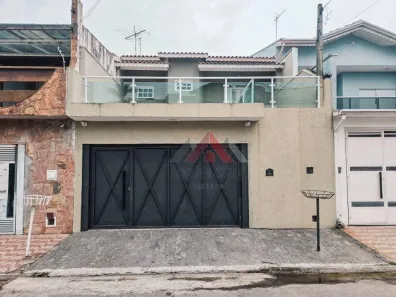 Sobrado com 3 Quartos à venda, 254m² no Jardim dos Ipês, Suzano