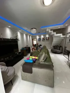 Casa de Condomínio com 4 Quartos à venda, 300m² no Jardim Santo Antoninho, São Paulo