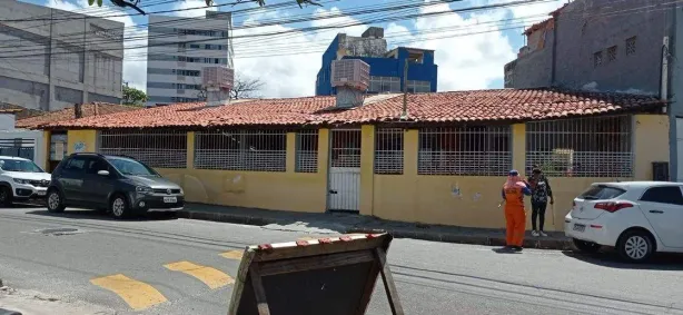 Imóvel Comercial à venda, 330m² no Boca do Rio, Salvador