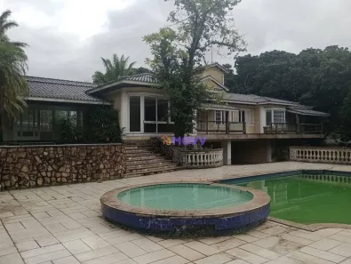 Casa de Condomínio com 4 Quartos à venda, 798m² no Maceió, Niterói