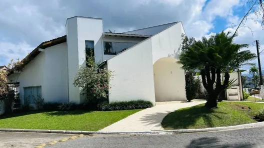 Casa de Condomínio com 5 Quartos para alugar, 380m² no Jardim Acapulco, Guarujá