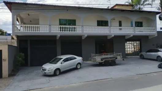 Sobrado com 4 Quartos para alugar, 190m² no Jardim Vila Boa, Goiânia