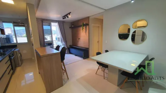 Apartamento com 2 Quartos para alugar, 93m² no Trindade, Florianópolis