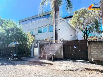 Galpão/Depósito/Armazém para alugar, 626m² no Santo Antônio, Divinópolis