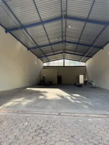 Galpão/Depósito/Armazém para alugar, 268m² no Santa Mônica, Belo Horizonte