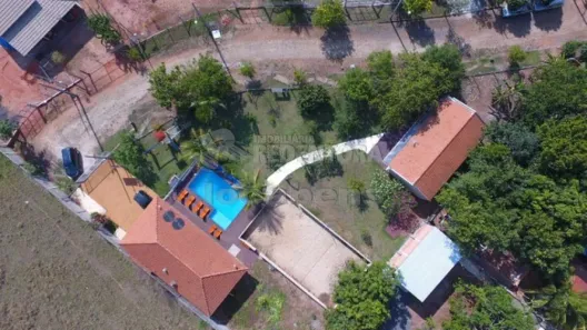 Casa de Condomínio com 4 Quartos à venda, 290m² no , Adolfo