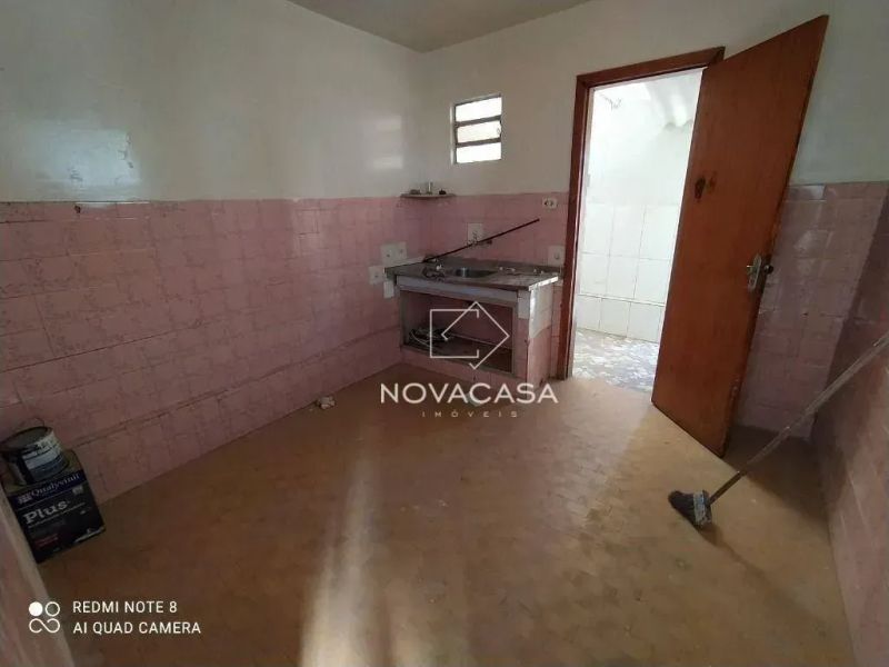 Casa com 2 quartos — Santa Efigênia, Belo Horizonte