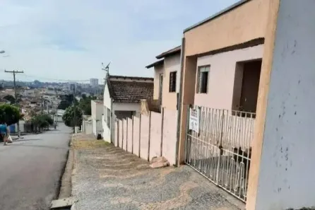 Casa com 4 Quartos à venda, 240m² no Vila Aparecida, Santa Bárbara D'Oeste
