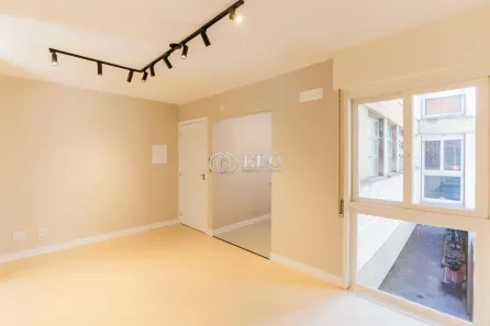 Apartamento com 2 Quartos à venda, 56m² no Bom Fim, Porto Alegre