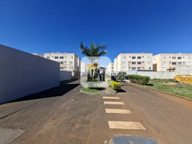 Apartamento com 2 Quartos para alugar, 48m² no Morumbi, Uberlândia