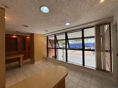 Ponto Comercial para alugar, 28m² no Juvevê, Curitiba