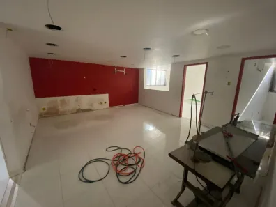 Ponto Comercial com 8 Quartos para alugar, 380m² no Vila São Luís, Duque de Caxias