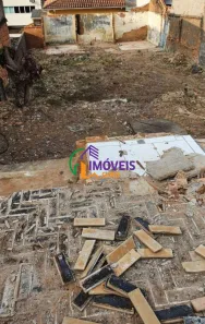 Lote/Terreno à venda, 300m² no Centro, Poços de Caldas