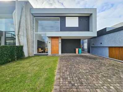 Sobrado com 4 Quartos à venda, 167m² no , Xangri-Lá