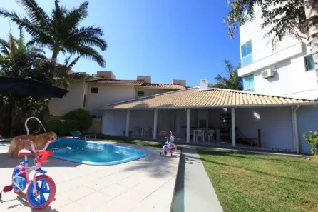 Casa com 3 Quartos à venda, 129m² no Ingleses do Rio Vermelho, Florianópolis