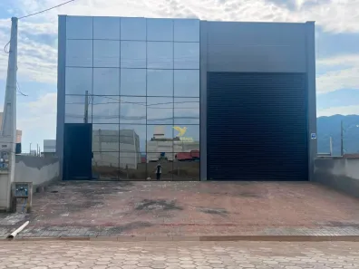 Galpão/Depósito/Armazém para alugar, 330m² no Santa Luzia, Tijucas