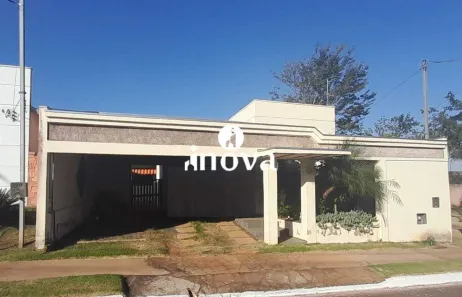 Casa de Condomínio com 3 Quartos à venda, 140m² no Vila Arquelau, Uberaba