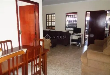 Casa com 3 Quartos à venda, 125m² no Dois Córregos, Piracicaba