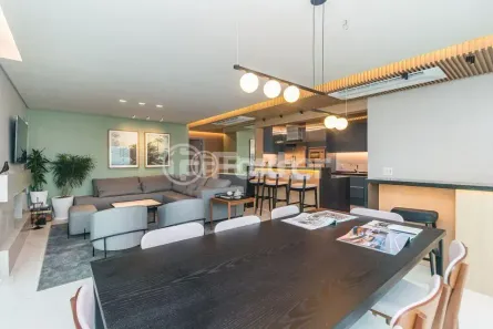 Apartamento com 3 Quartos à venda, 186m² no Três Figueiras, Porto Alegre