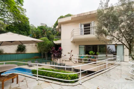 Sobrado com 5 Quartos à venda, 900m² no Pacaembu, São Paulo