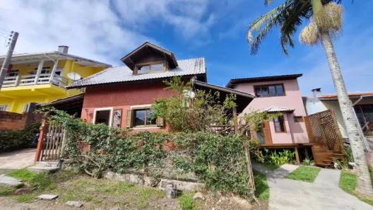 Casa com 3 Quartos à venda, 260m² no Ferrugem, Garopaba