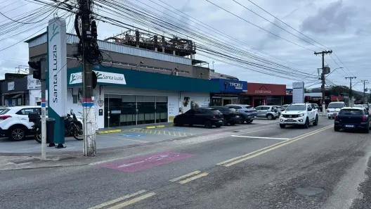 Ponto Comercial para alugar, 127m² no Canasvieiras, Florianópolis