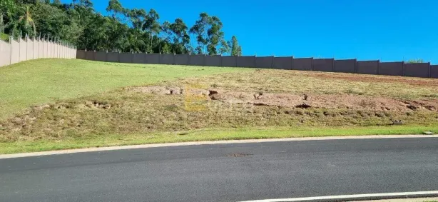 Lote/Terreno à venda, 1000m² no Ivoturucaia, Jundiaí