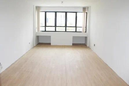 Sala Comercial à venda, 44m² no Centro, Curitiba