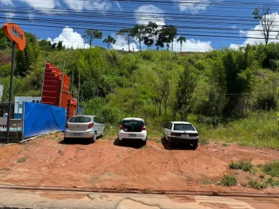 Ponto Comercial à venda, 557m² no Parque Guarani, Juiz de Fora