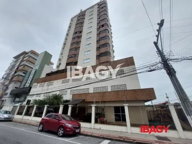 Apartamento com 2 Quartos para alugar, 79m² no Kobrasol, São José