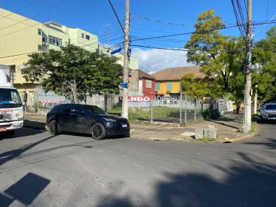 Lote/Terreno com 1 Quarto à venda, 400m² no Floresta, Porto Alegre