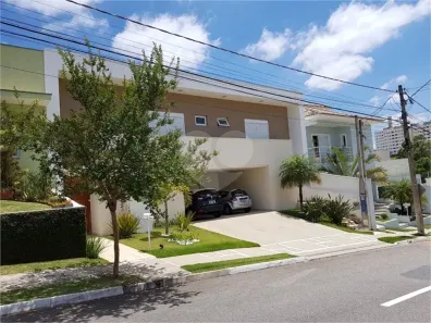 Casa de Condomínio com 3 Quartos à venda, 275m² no Parque Esplanada, Votorantim