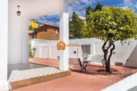 Casa com 5 Quartos à venda, 250m² no Fátima, Fortaleza