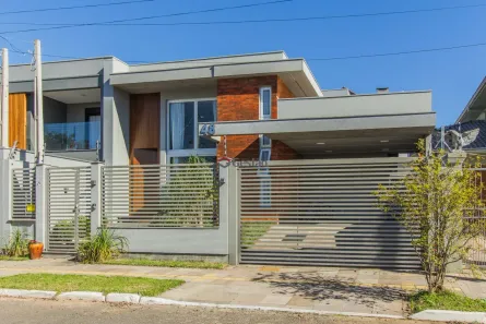 Sobrado com 3 Quartos à venda, 206m² no Igara, Canoas