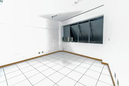 Sala Comercial à venda, 48m² no Ipanema, Porto Alegre