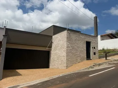 com 3 Quartos para alugar, 100m² no Alto Cafezal, Marília
