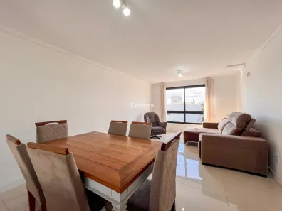 Apartamento com 2 Quartos para alugar, 70m² no Vila Ipiranga, Porto Alegre