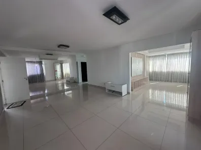 Apartamento com 3 Quartos para alugar, 126m² no Setor Bela Vista, Goiânia