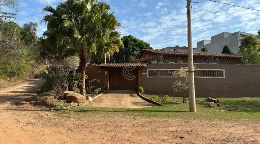 Fazenda/Sítio com 3 Quartos à venda, 180m² no Recanto dos Dourados, Campinas