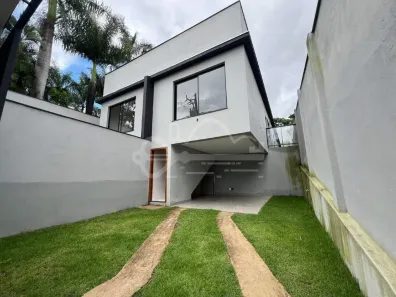 Casa com 3 Quartos à venda, 125m² no Trevo, Belo Horizonte