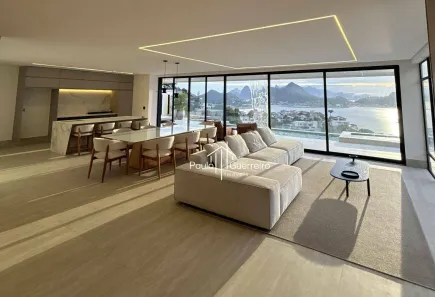 Casa de Condomínio com 4 Quartos à venda, 750m² no Charitas, Niterói