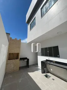 Casa de Condomínio com 3 Quartos à venda, 125m² no Lagoa, Macaé